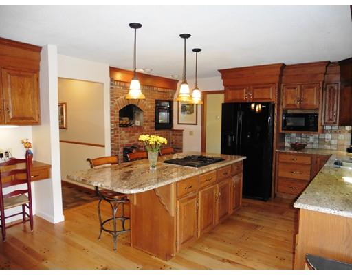 22 Red Gap Rd, Wilbraham, MA 01095 photo 3