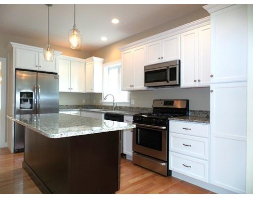 9 Perham St #1, Wakefield, MA 01880 photo 2