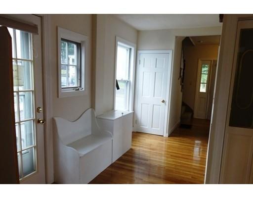 6 Pierce Ave, Beverly, MA 01915 photo 5