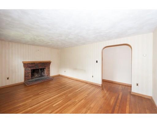39 Alpena Ave, Dedham, MA 02026 photo 18