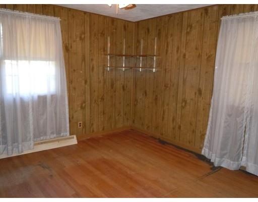 56 E Allen Ridge Rd, Springfield, MA 01118 photo 7