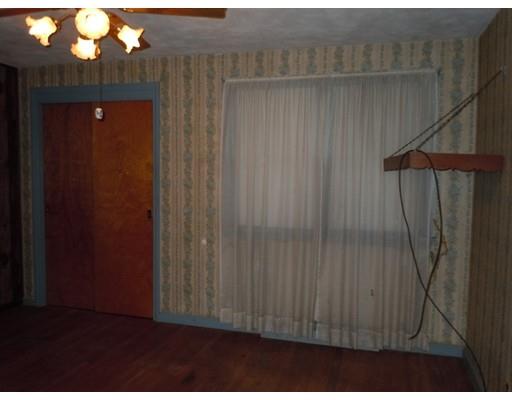 56 E Allen Ridge Rd, Springfield, MA 01118 photo 6