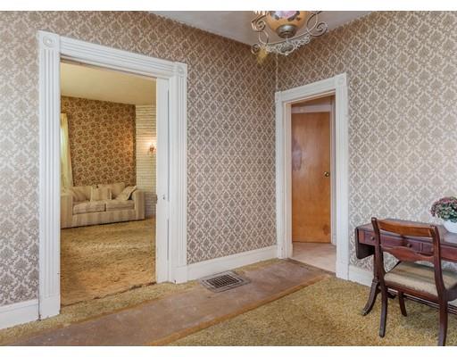 374 Springfield St, Chicopee, MA 01013 photo 6