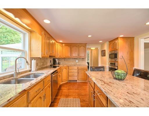 29 Spring St, Wakefield, MA 01880 photo 9