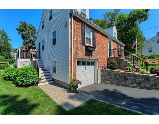 29 Spring St, Wakefield, MA 01880 photo 2