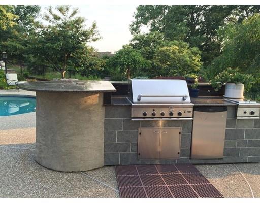 11 Anna Dr, Danvers, MA 01923 photo 6