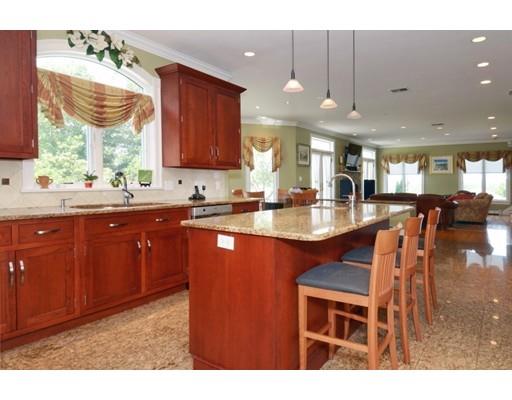 11 Anna Dr, Danvers, MA 01923 photo 16