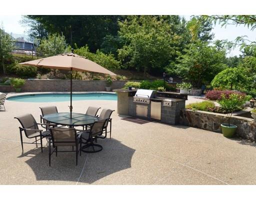 11 Anna Dr, Danvers, MA 01923 photo 7