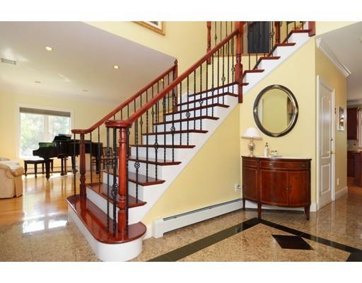 11 Anna Dr, Danvers, MA 01923 photo 11
