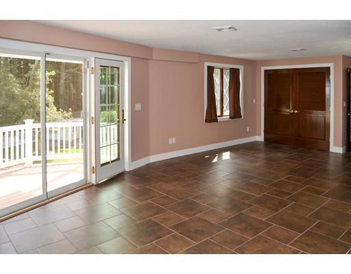 14 Maritime Dr, Wareham, MA 02571 photo 6