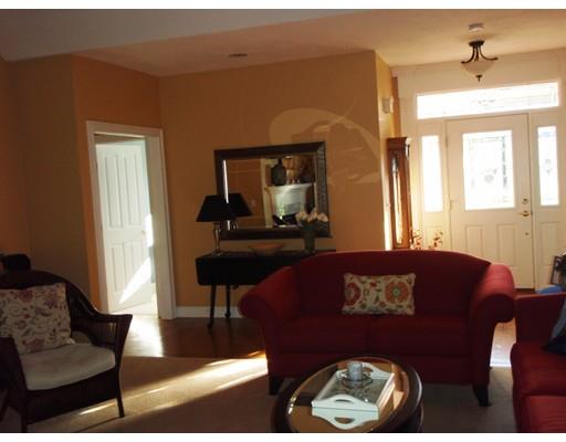 264 Nicholas Dr, Lancaster, MA 01523 photo 5