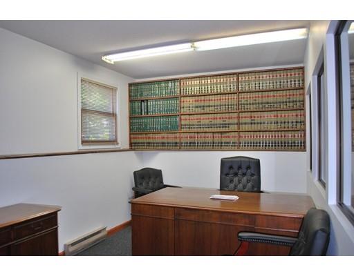 16 Putnam St, Danvers, MA 01923 photo 4