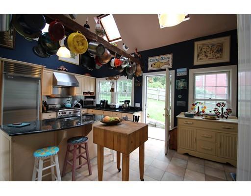 1263 Washington St, Gloucester, MA 01930 photo 12