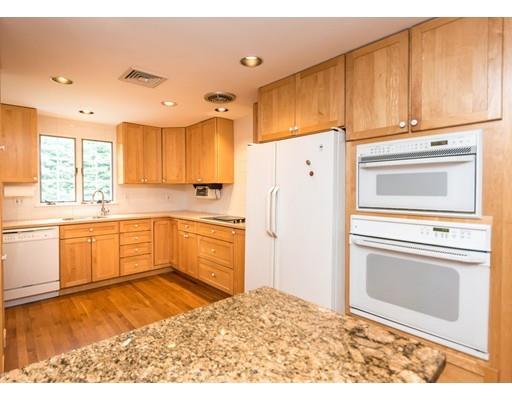 43 Brackett St, Needham, MA 02492 photo 3