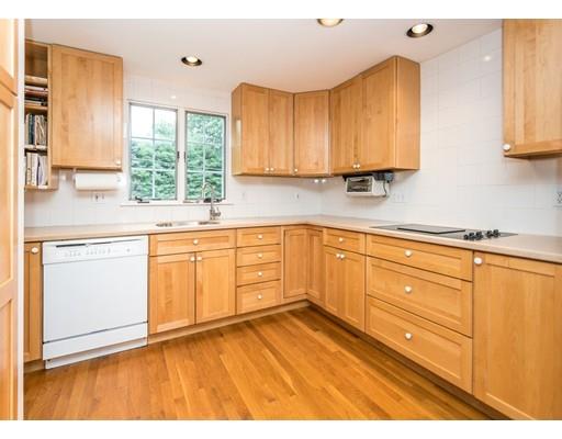 43 Brackett St, Needham, MA 02492 photo 5