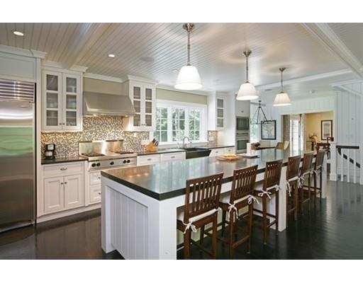 21 Lantern Ln, Weston, MA 02493 photo 2