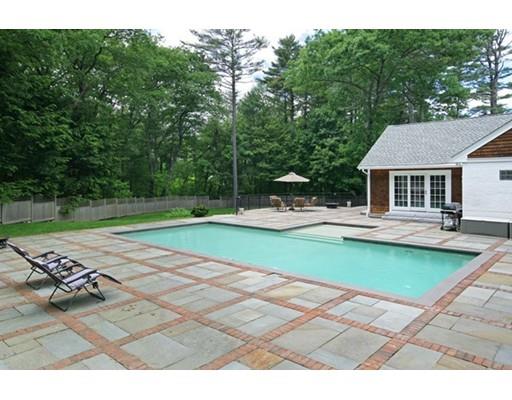 21 Lantern Ln, Weston, MA 02493 photo 9