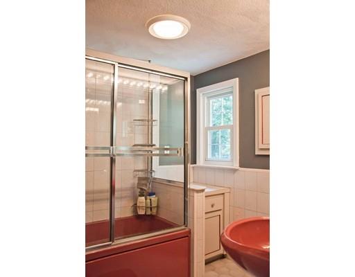 7 Sweetser St, Wakefield, MA 01880 photo 17