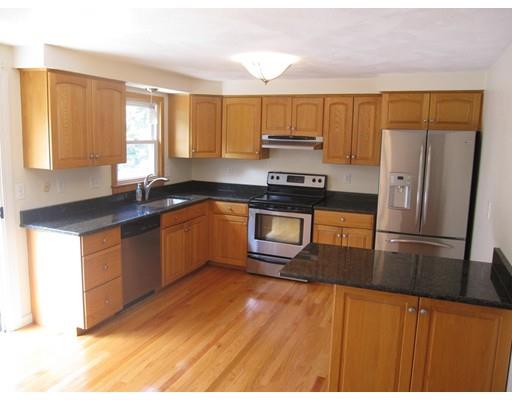 43 Hapgood Rd, Worcester, MA 01605 photo 5