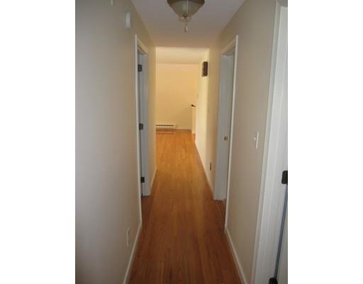 43 Hapgood Rd, Worcester, MA 01605 photo 9