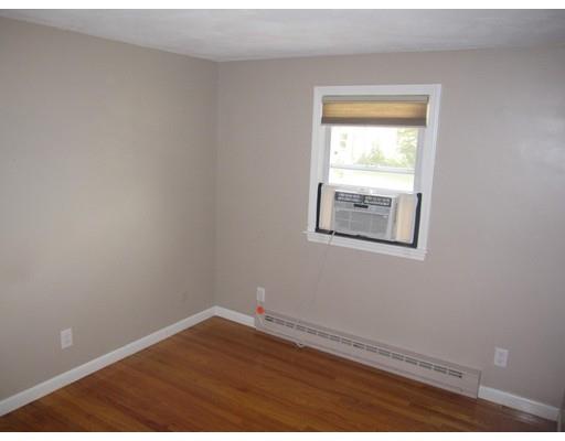 43 Hapgood Rd, Worcester, MA 01605 photo 11