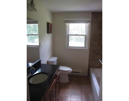 43 Hapgood Rd, Worcester, MA 01605 photo 10