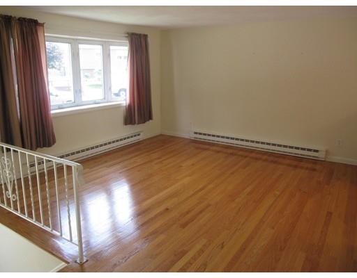 43 Hapgood Rd, Worcester, MA 01605 photo 8