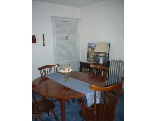 19 Denmark St, Worcester, MA 01605 photo 9