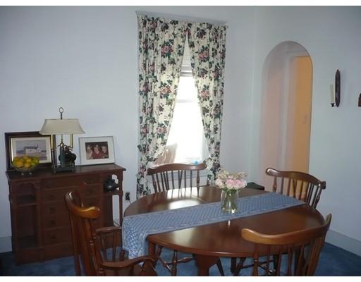 19 Denmark St, Worcester, MA 01605 photo 8