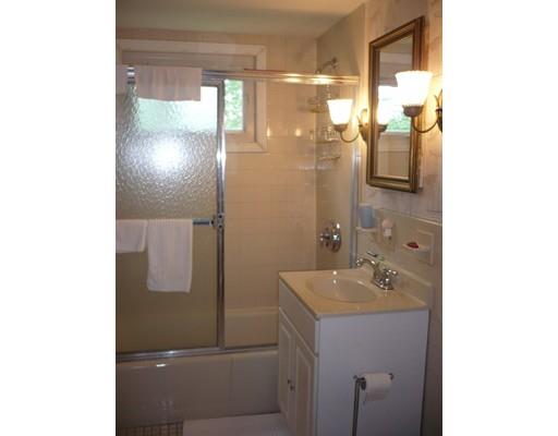 19 Denmark St, Worcester, MA 01605 photo 10