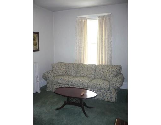 19 Denmark St, Worcester, MA 01605 photo 7