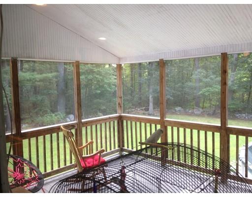 84 Rustic Ln, Reading, MA 01867 photo 2