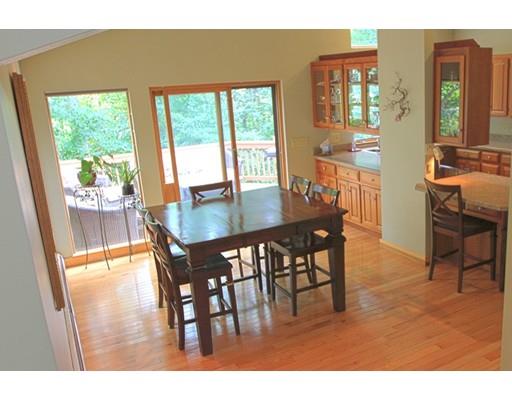 21 Lantern Ln, Worcester, MA 01609 photo 6