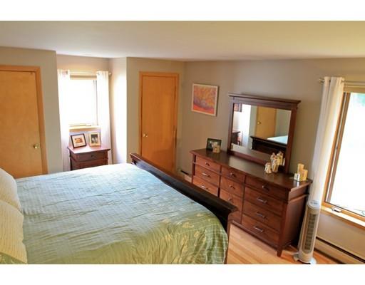 21 Lantern Ln, Worcester, MA 01609 photo 11