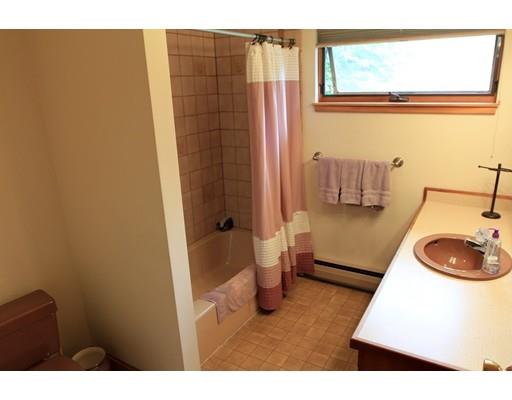 21 Lantern Ln, Worcester, MA 01609 photo 16