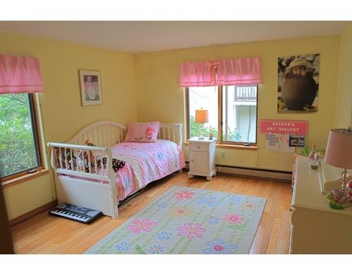 21 Lantern Ln, Worcester, MA 01609 photo 15