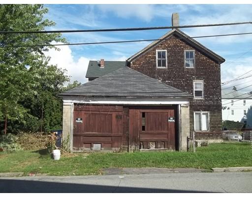 292 Tecumseh St, Fall River, MA 02721 photo 2