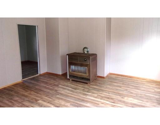 292 Tecumseh St, Fall River, MA 02721 photo 4