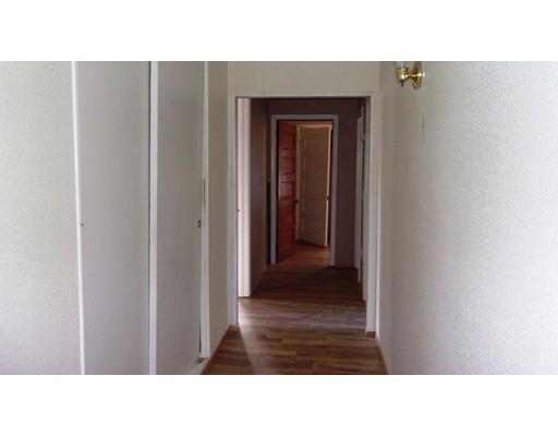 292 Tecumseh St, Fall River, MA 02721 photo 10