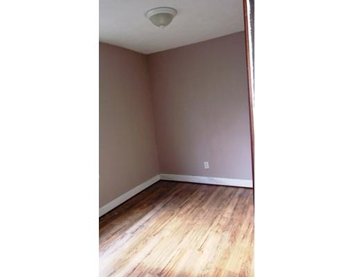 292 Tecumseh St, Fall River, MA 02721 photo 9