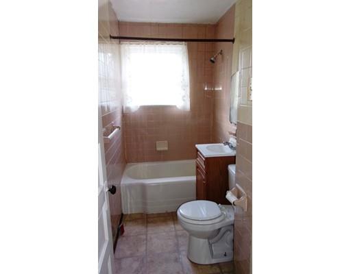 292 Tecumseh St, Fall River, MA 02721 photo 7