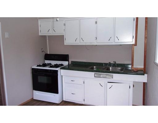 292 Tecumseh St, Fall River, MA 02721 photo 3