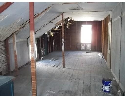 292 Tecumseh St, Fall River, MA 02721 photo 18