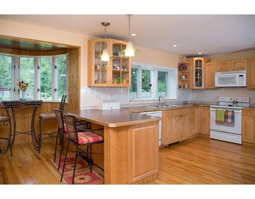 83 Spring St, Lexington, MA 02421 photo 2