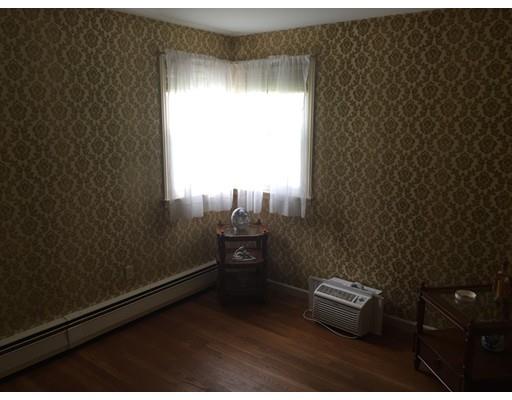 28 Crest Cir, Worcester, MA 01603 photo 8