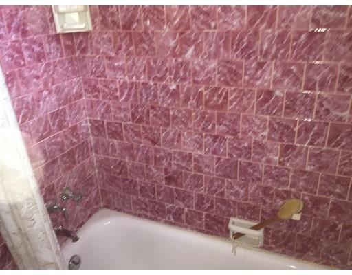 28 Crest Cir, Worcester, MA 01603 photo 10