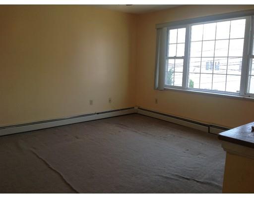 87 Tremont St, Fall River, MA 02720 photo 4