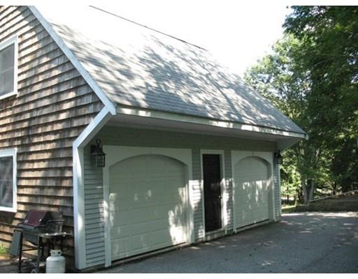 54 Fort Hill St, Hingham, MA 02043 photo 3