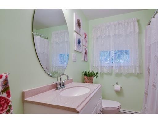 37 Bow St, Millis, MA 02054 photo 9