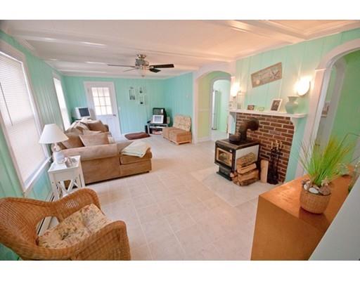 2 Medina Dr, Wareham, MA 02571 photo 5